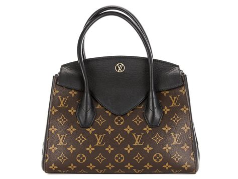 louis vuitton items under 300 dollars